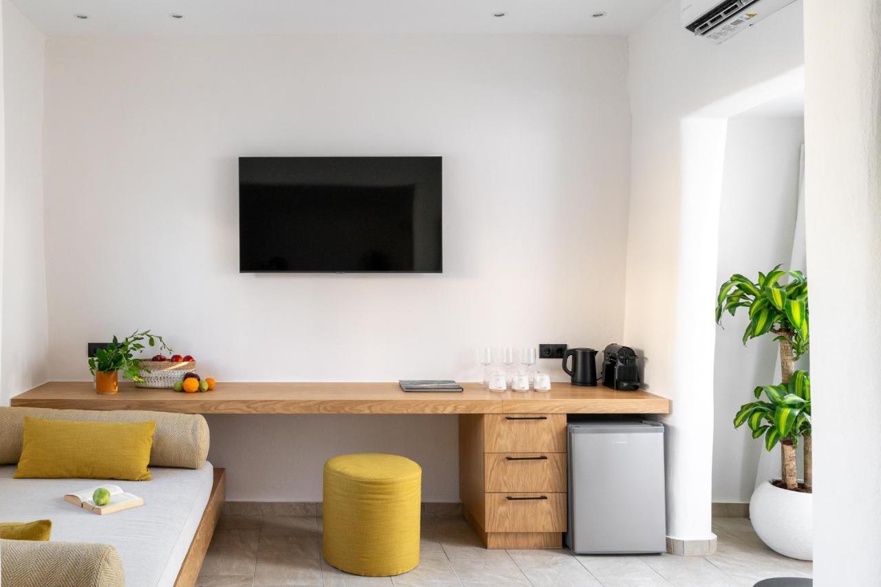 Enalios Sunset Suites Naxos City 外观 照片