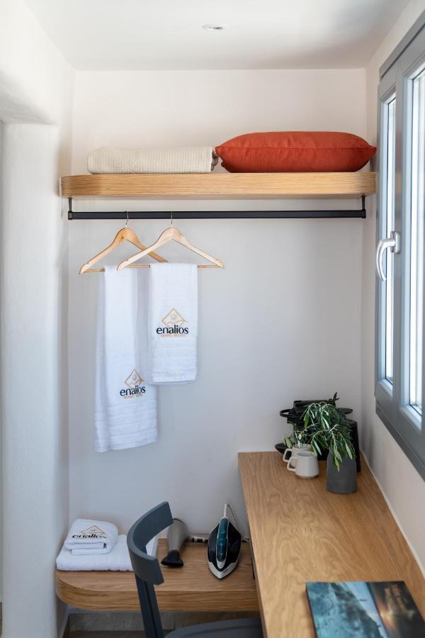 Enalios Sunset Suites Naxos City 外观 照片