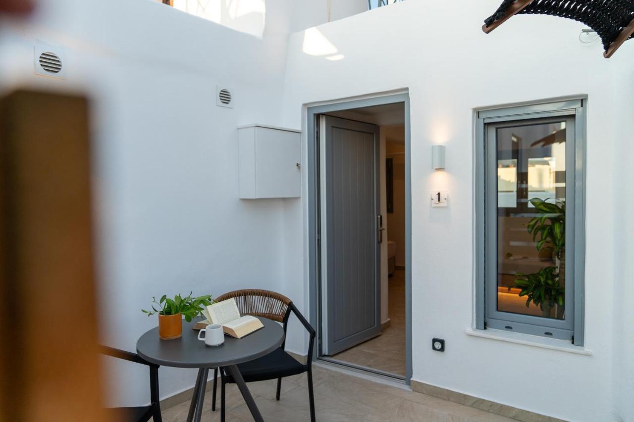 Enalios Sunset Suites Naxos City 外观 照片